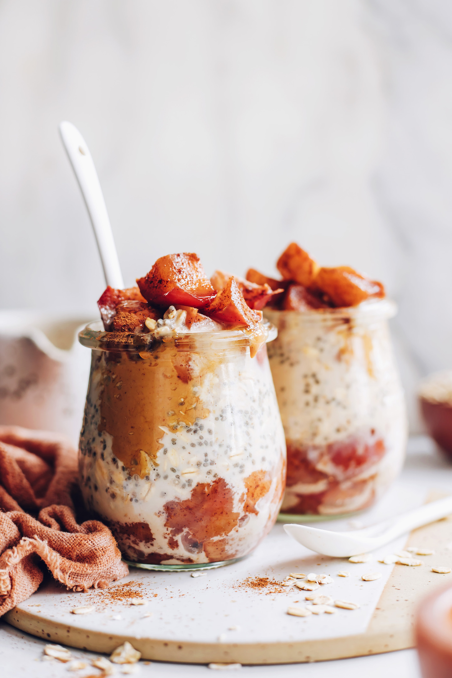 Healthy Apple Pie Overnight Oats: Meal Prep for Fall Mornings
